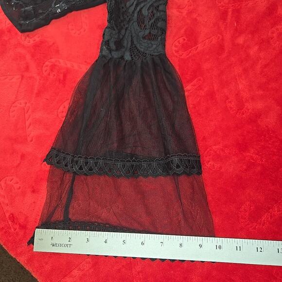 Peach Black Sheer Lace Blouse Floral Scalloped Trim Whimsigoth Coquette Size M - Picture 9 of 16